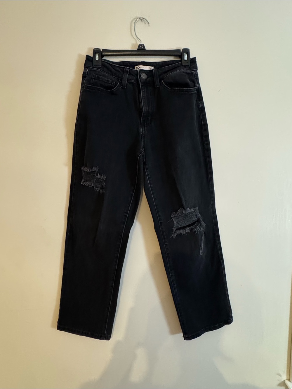 Women’s Black Distressed Jeans